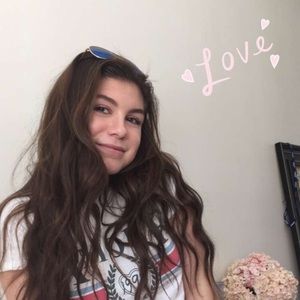 Meet your Posher, Bella